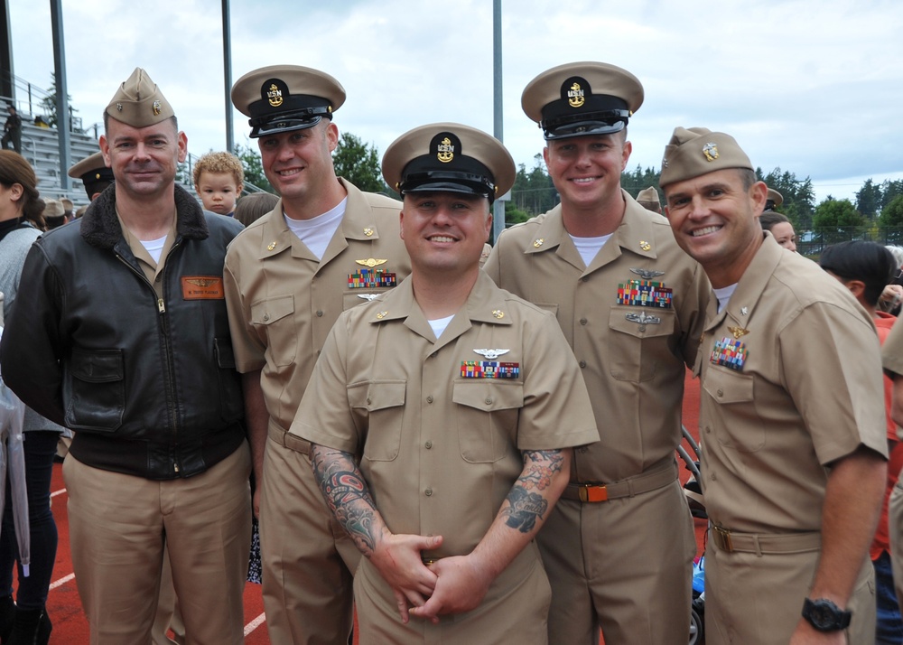 VP-47 Chiefs Pinned during NASWI CPO Pinning Ceremony