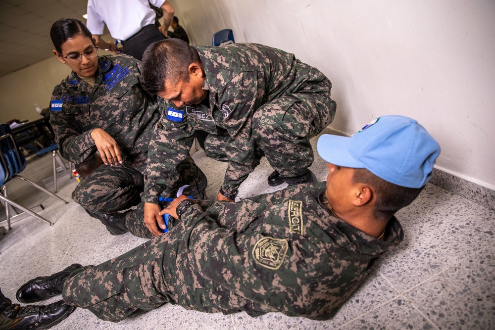 U.S. Navy Promotes Medical Readiness in Honduras