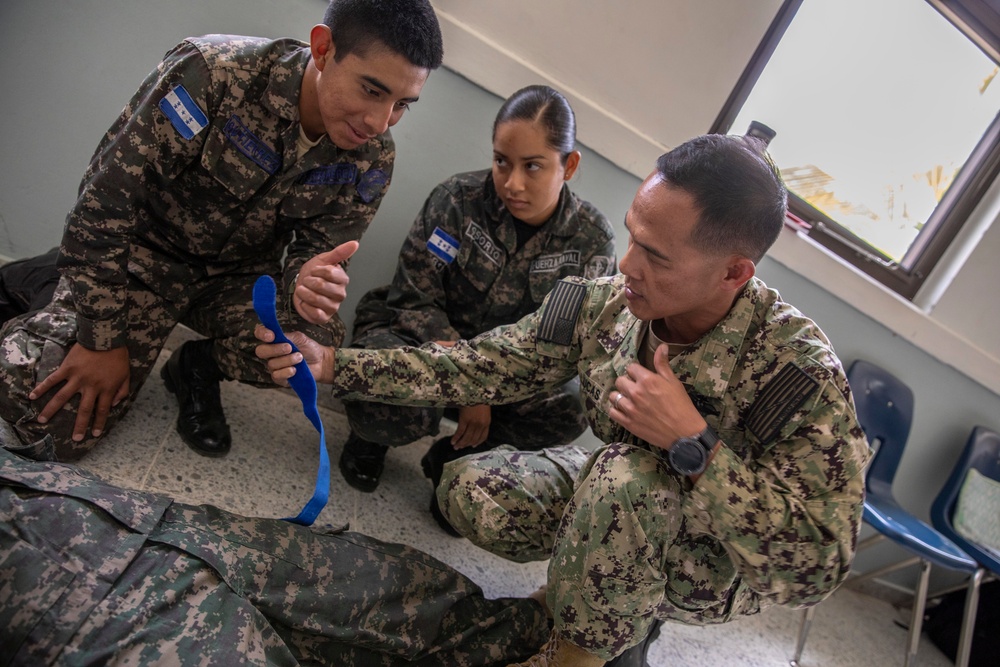U.S. Navy Promotes Medical Readiness in Honduras
