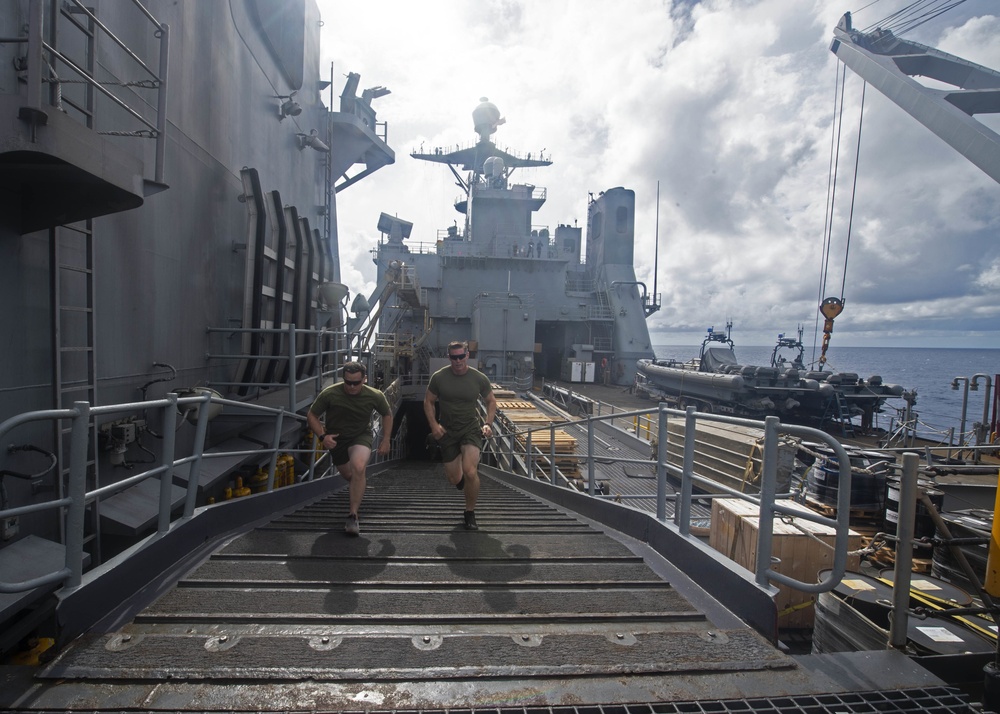 USS OAK HILL