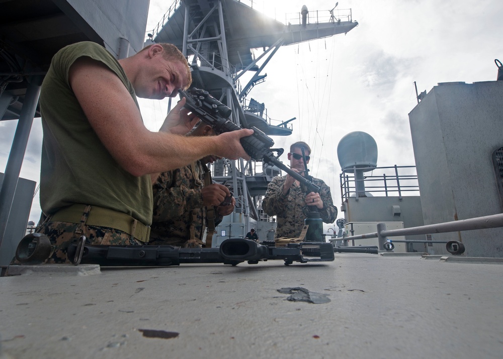 USS OAK HILL