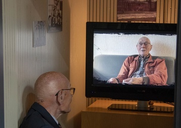 WWII Dutch civilian volunteer receives Civilian Award for Humanitarian Service Medal