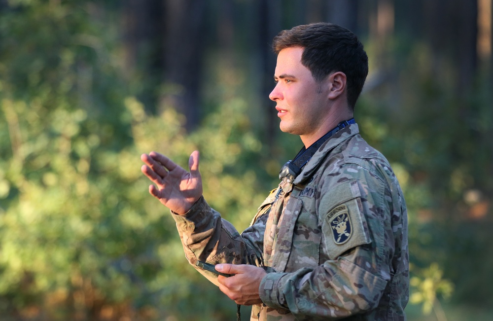 USAJFKSWCS Students Undergo Long-Range Antenna Training