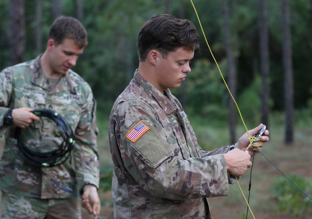 USAJFKSWCS Students Undergo Long-Range Antenna Training