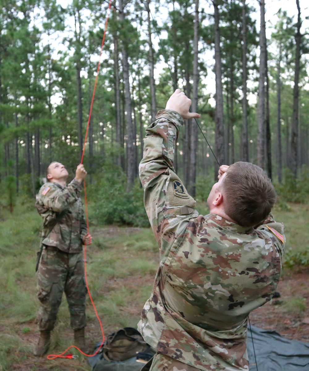 USAJFKSWCS Students Undergo Long-Range Antenna Training