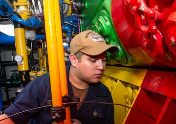 Ike Conducts TSTA/FEP