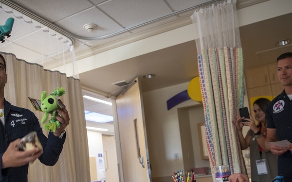 Thunderbirds soar over Reno Air Races
