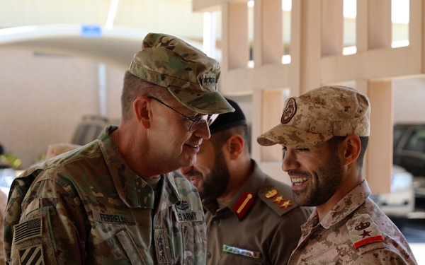 Lieutenant Gen. Terry Ferrell meets with Kuwait Senior Leaders