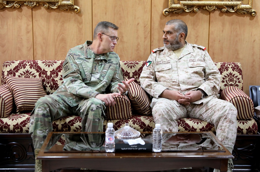 Lieutenant Gen. Terry Ferrell meets with Kuwait Land Forces Commander