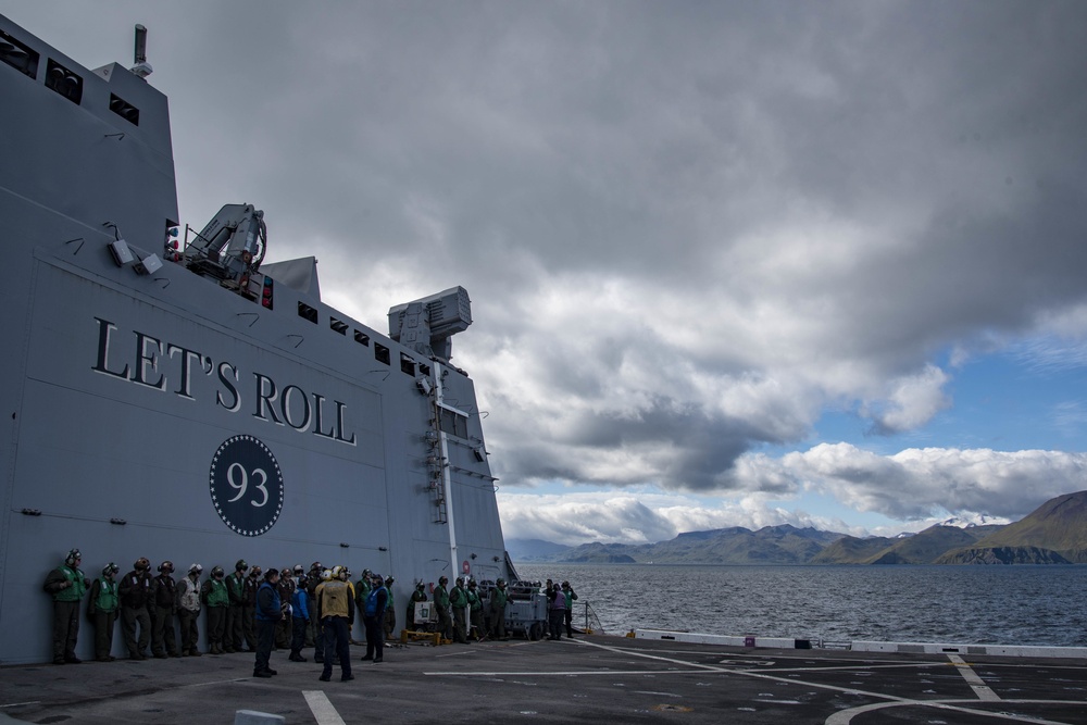 USS Somerset traverses Dutch Harbor during AECE