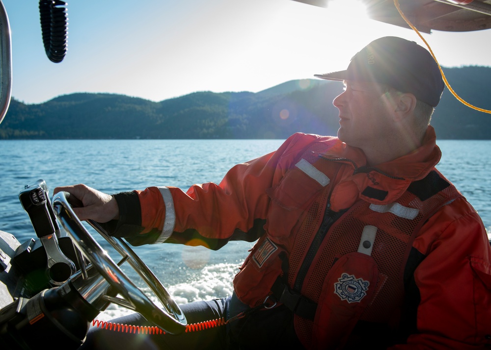 Coast Guard Aids-to-Navigation Team San Francisco works aids in Lake Tahoe