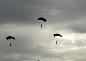 Saber Junction 2019 Italian Paratroopers