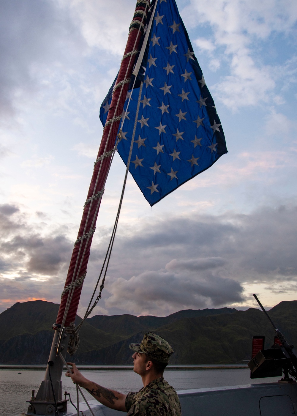 Sailor Observes Colors