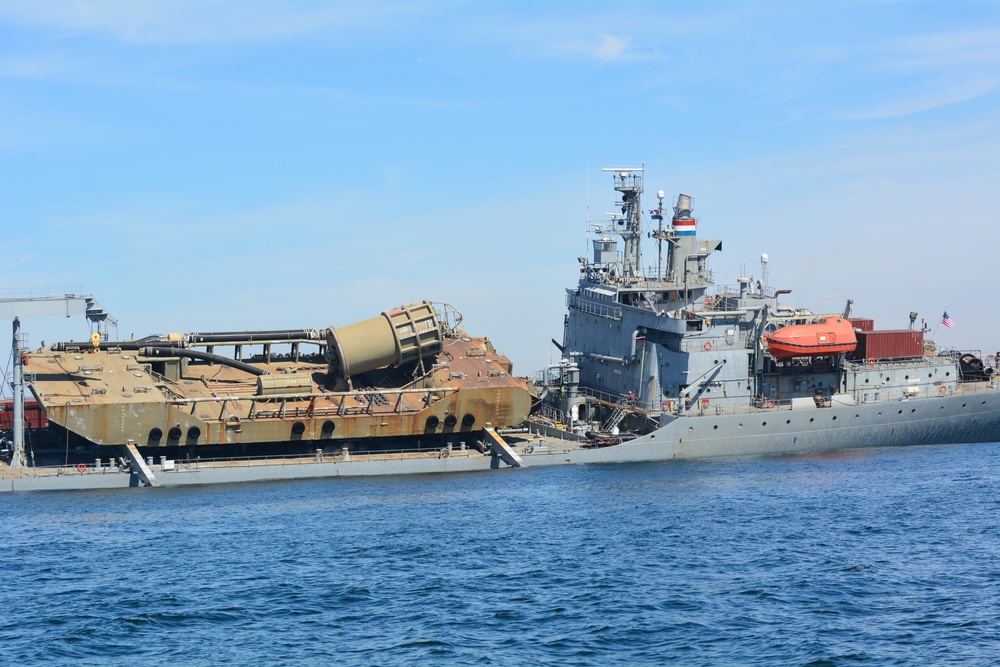 SS Petersburg Successfully Deploys SALM in Support of  Arctic Expeditionary Capabilities Exercise 2019