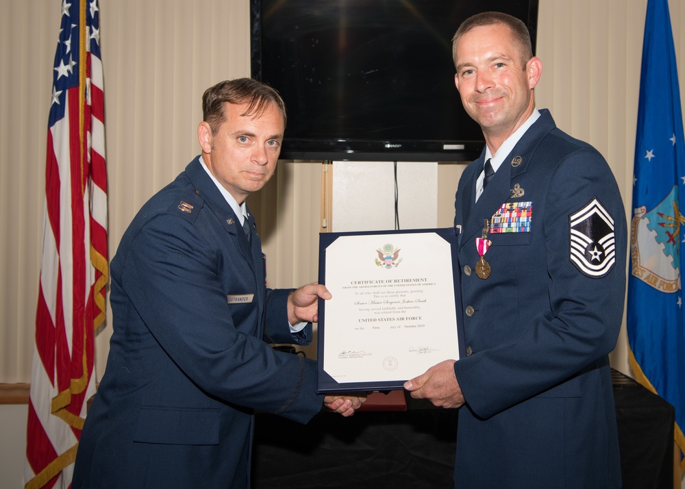 509th BW staff superintendent retires