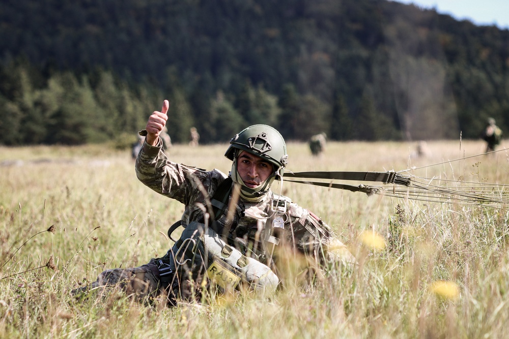 Saber Junction 2019: 173rd Infantry Airborne Brigade Conducts Joint Forcible Entry Training