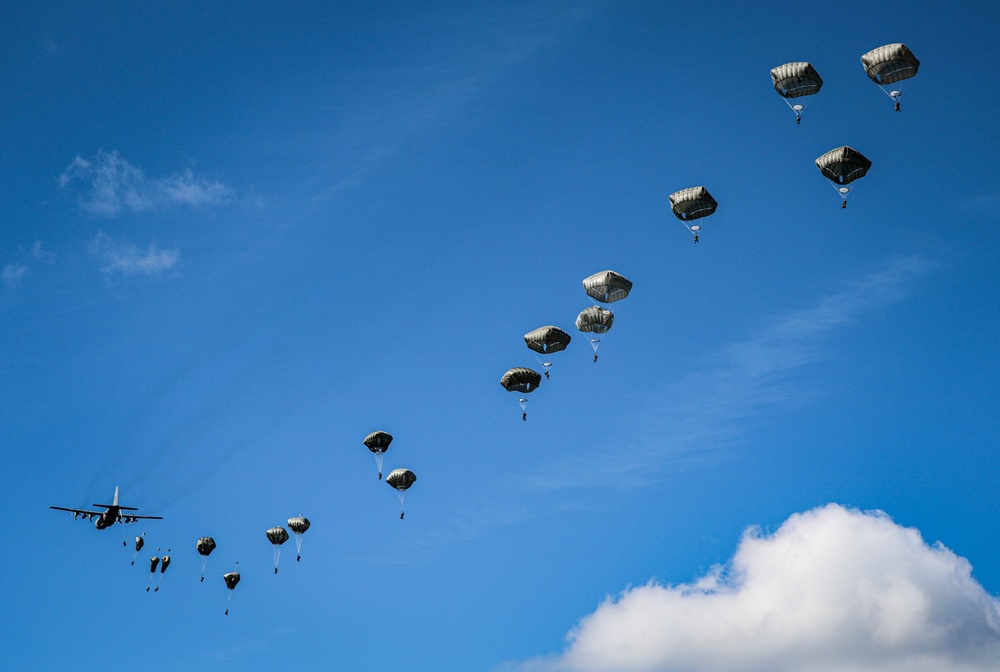 Saber Junction 2019: 173rd Infantry Airborne Brigade Conducts Joint Forcible Entry Training