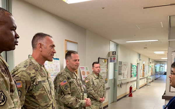 Illinois National Guard and Japanese Military Medical Professionals Learn from Each Other