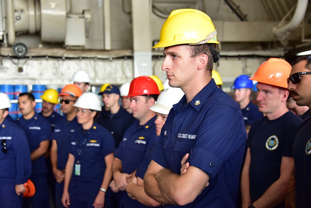 Pacific Area command staff visits Coast Guard Cutter Polar Star in drydock