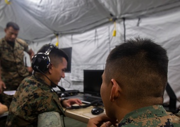 MASS-2 Marines Conduct Practice with the Common Aviation Command and Control System