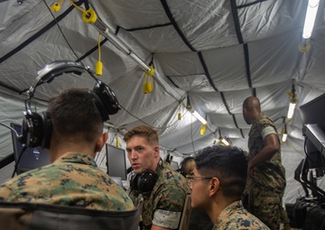 MASS-2 Marines Conduct Practice with the Common Aviation Command and Control System