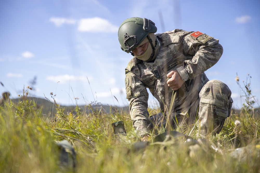 Saber Junction 2019 Turkish Paratroopers