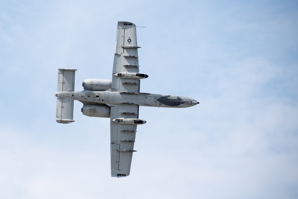 ACC A-10 Demo Team gets major assist from 25th FS