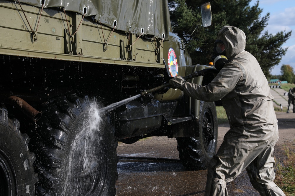 Ukraine Civil Defense Battalion conducts decontamination training during RT19