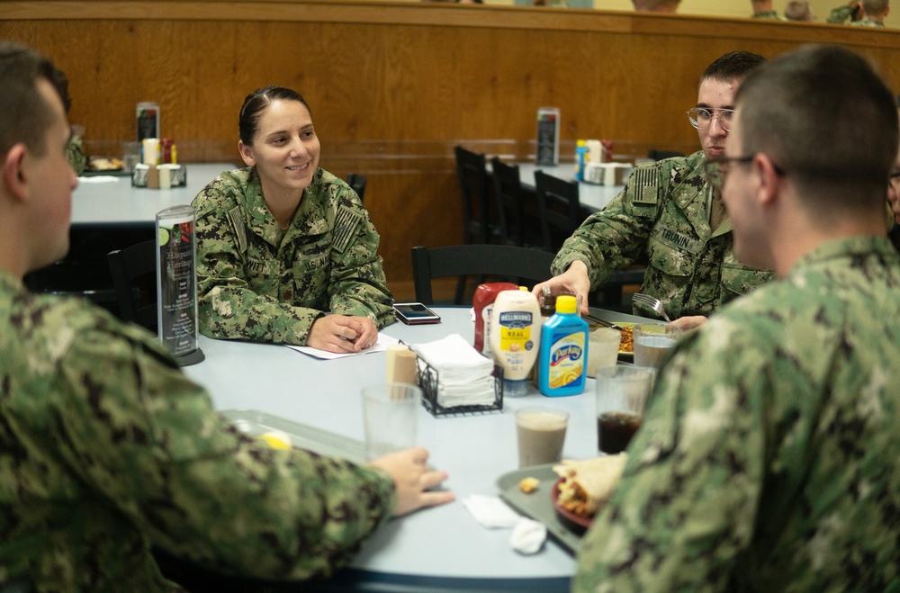 TSC Staff Mentor Students During Lunch Event
