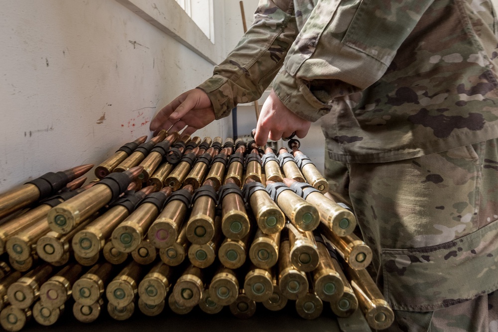 300th MP BDE soldiers prepare for .50 Cal gunnery range qualifications