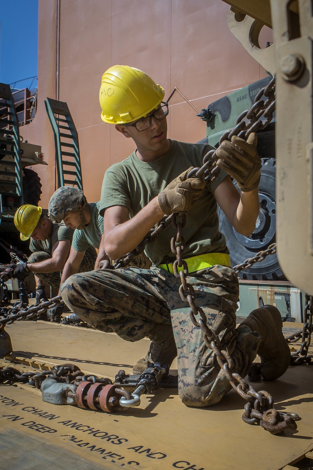 DVIDS - Images - Marines from 2nd TSB conduct rail loading operations ...