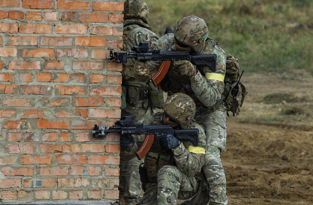 U.S. and Ukrainian forces demonstrate elite tactical prowess during RT19