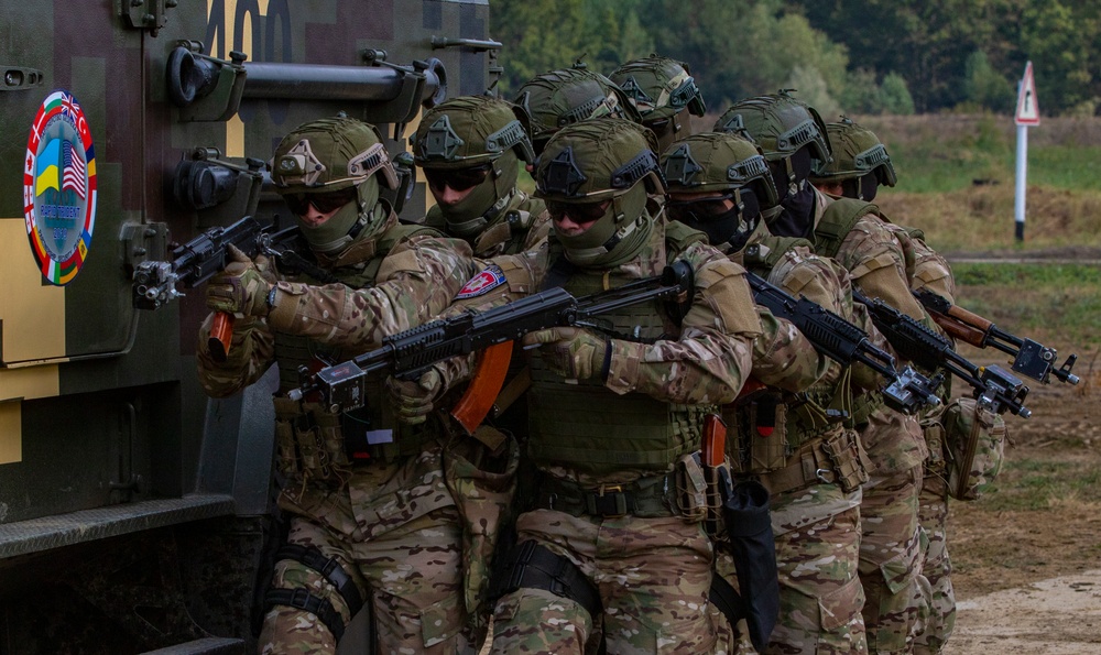 U.S. and Ukrainian forces demonstrate elite tactical prowess during RT19