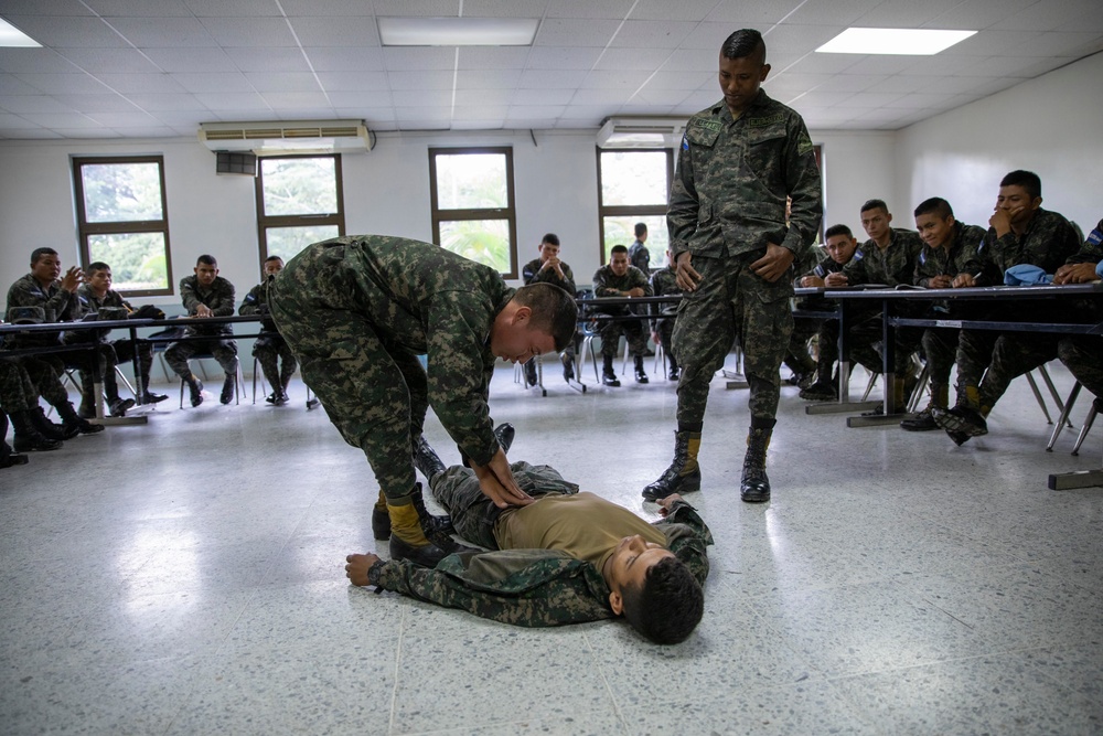 U.S. Navy Promotes Medical Readiness in Honduras