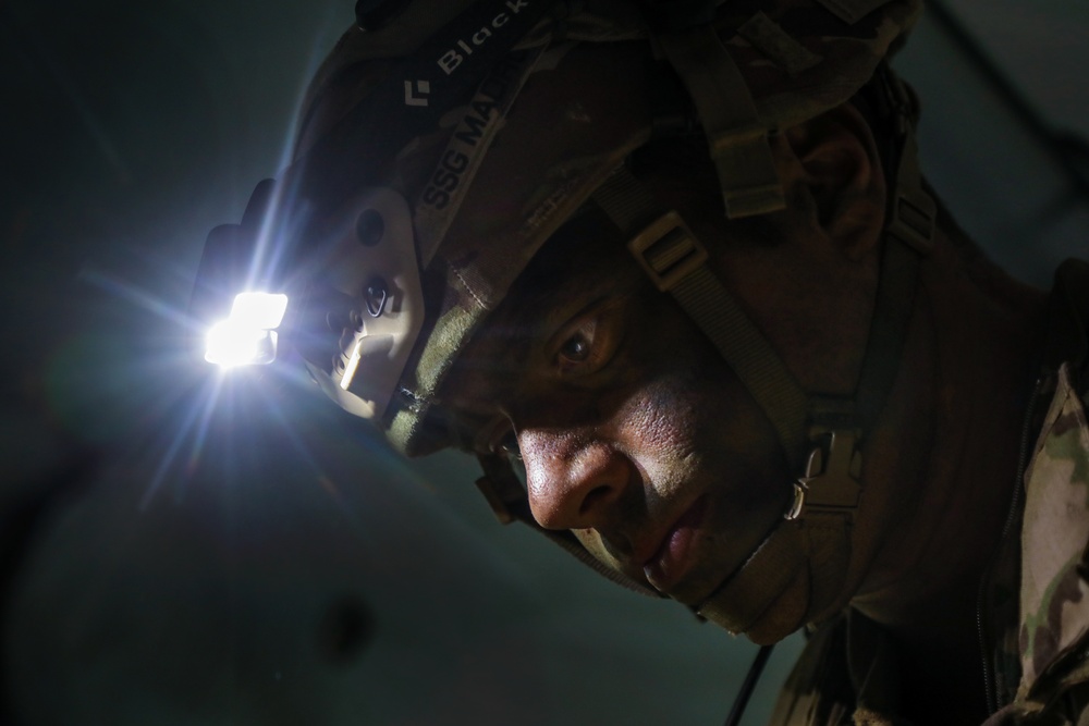 A U.S. Soldier conducts medical training during Saber Junction 19