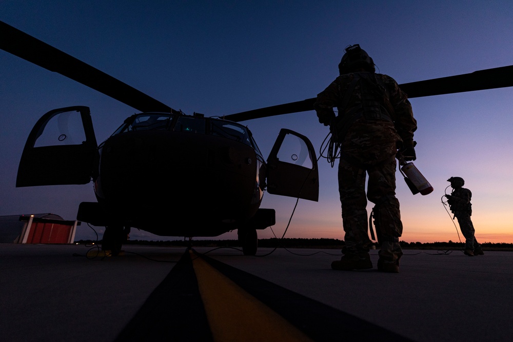 1-150th Assault Helicopter Battalion night training