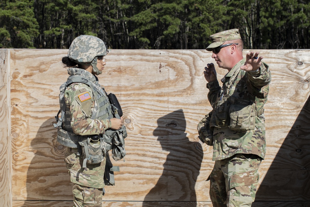 New Jersey Finance Soldiers train