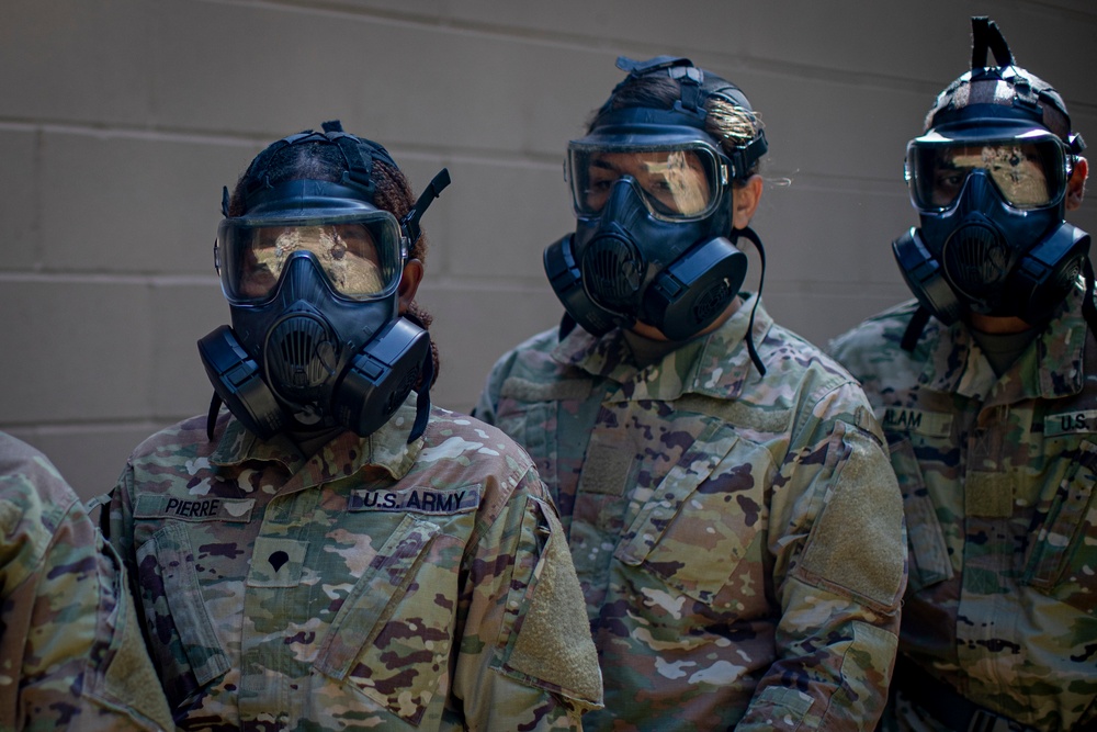 New Jersey Finance Soldiers train
