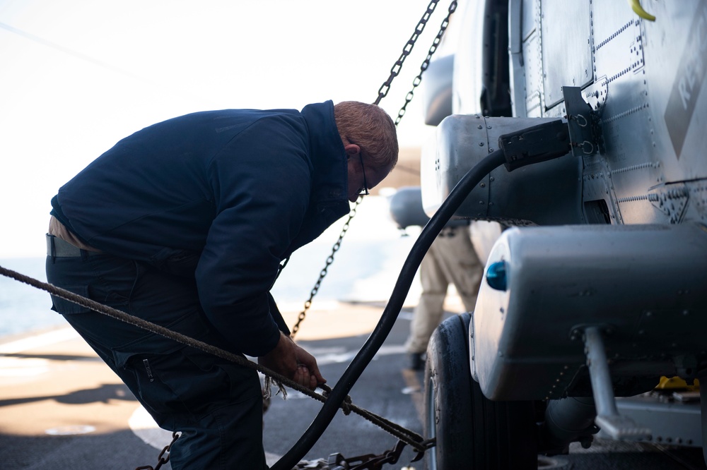 USS San Jacinto Sailors Conduct Drills