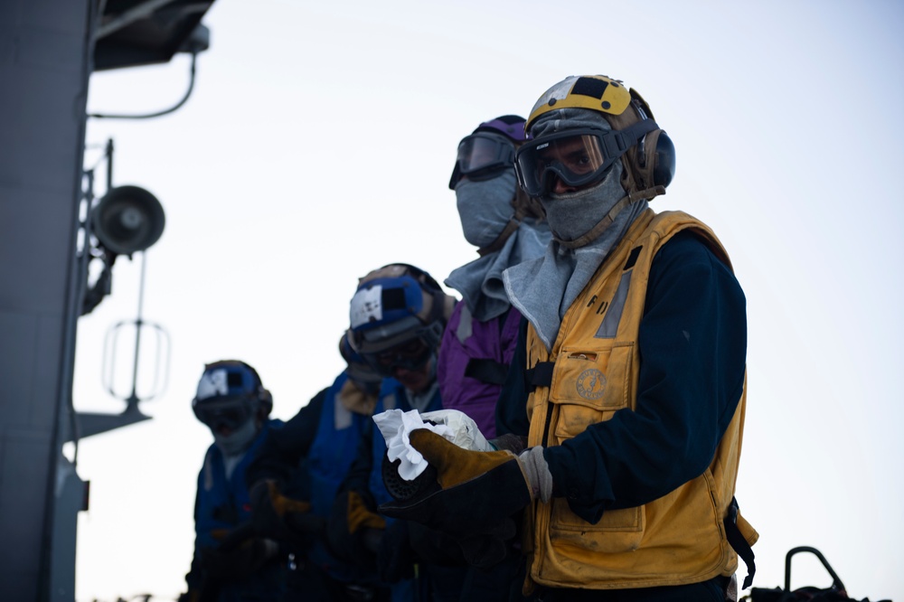 USS San Jacinto Sailors Conduct Drills