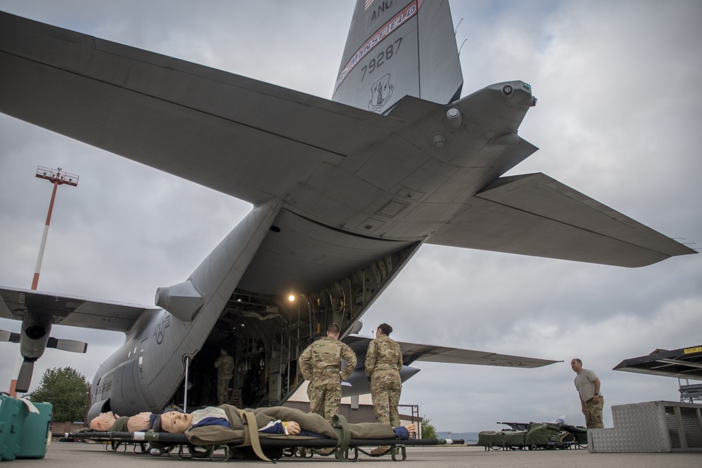 DVIDS - Images - 179th AW Trains With 86th Aeromedical Evacuation ...