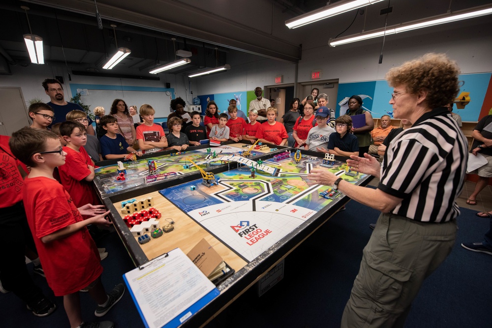 NIWC Atlantic Helps Kick Off Local FIRST LEGO League Competition