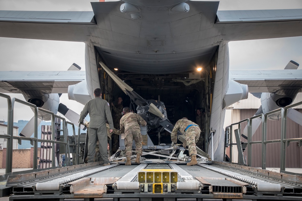179th AW Trains with 86th Aeromedical Evacuation Squadron