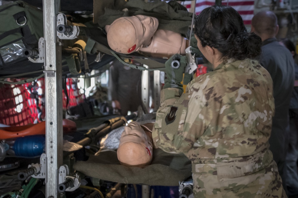 179th AW Trains with 86th Aeromedical Evacuation Squadron