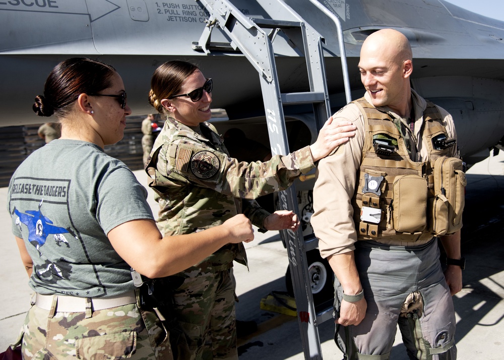 F-16 Pilot Reaches Combat Milestone