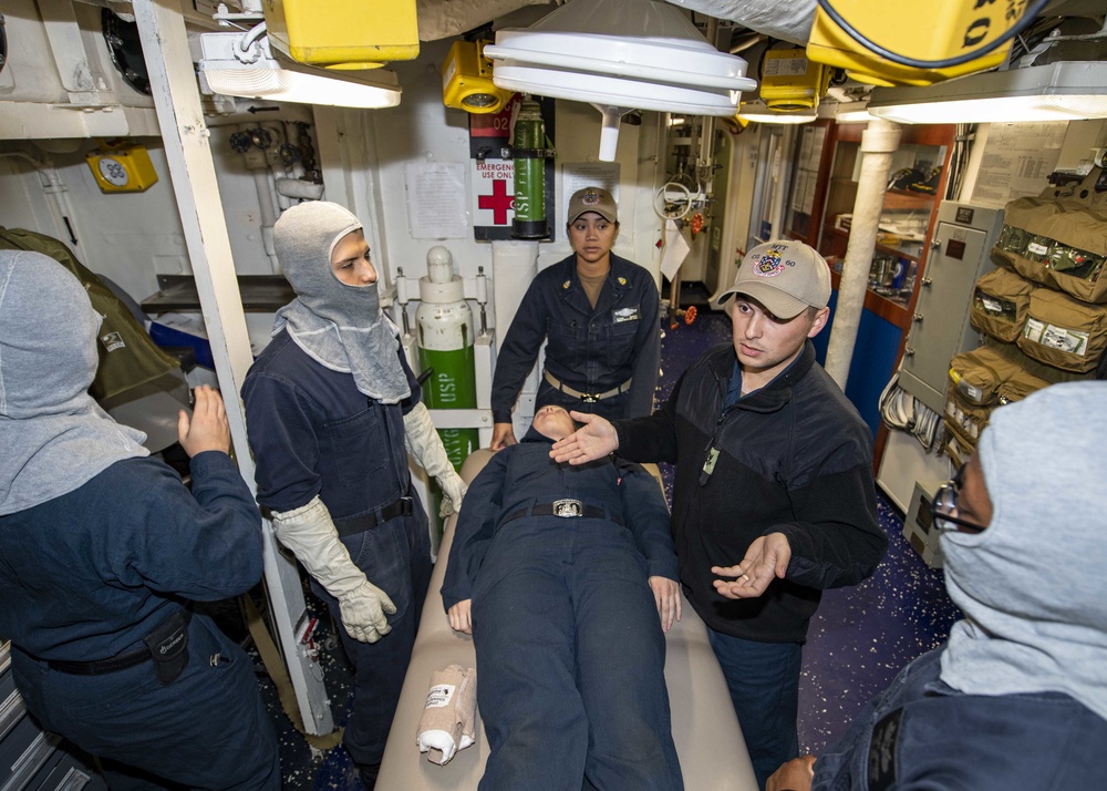 USS Normandy Sailor Gives Medical Training