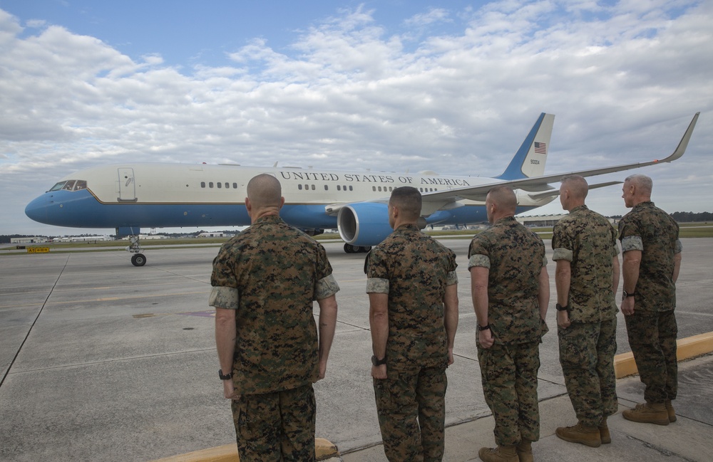 Secretary of Defense visits II MEF and 2nd MAW
