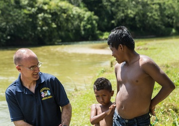 US Marines visit schools in Honduras