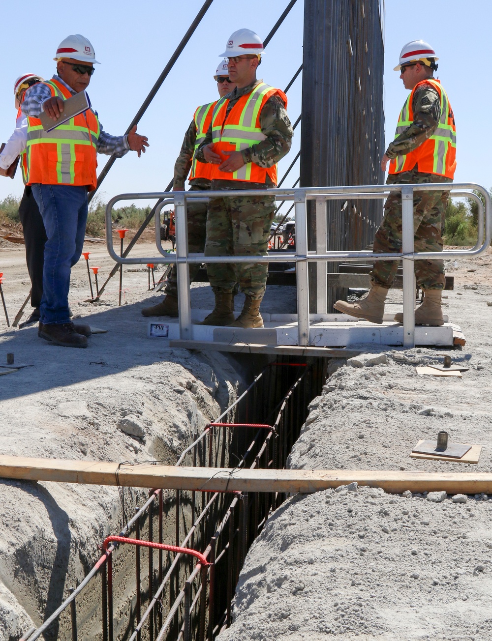 Corps of Engineers' Contracting Deputy Director visits Yuma