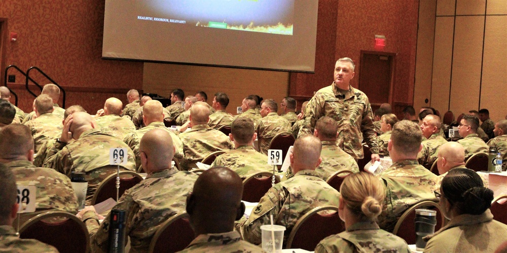 JRTC Operations Group Deputy Commander Tells ILARNG Leaders to Embrace the Suck